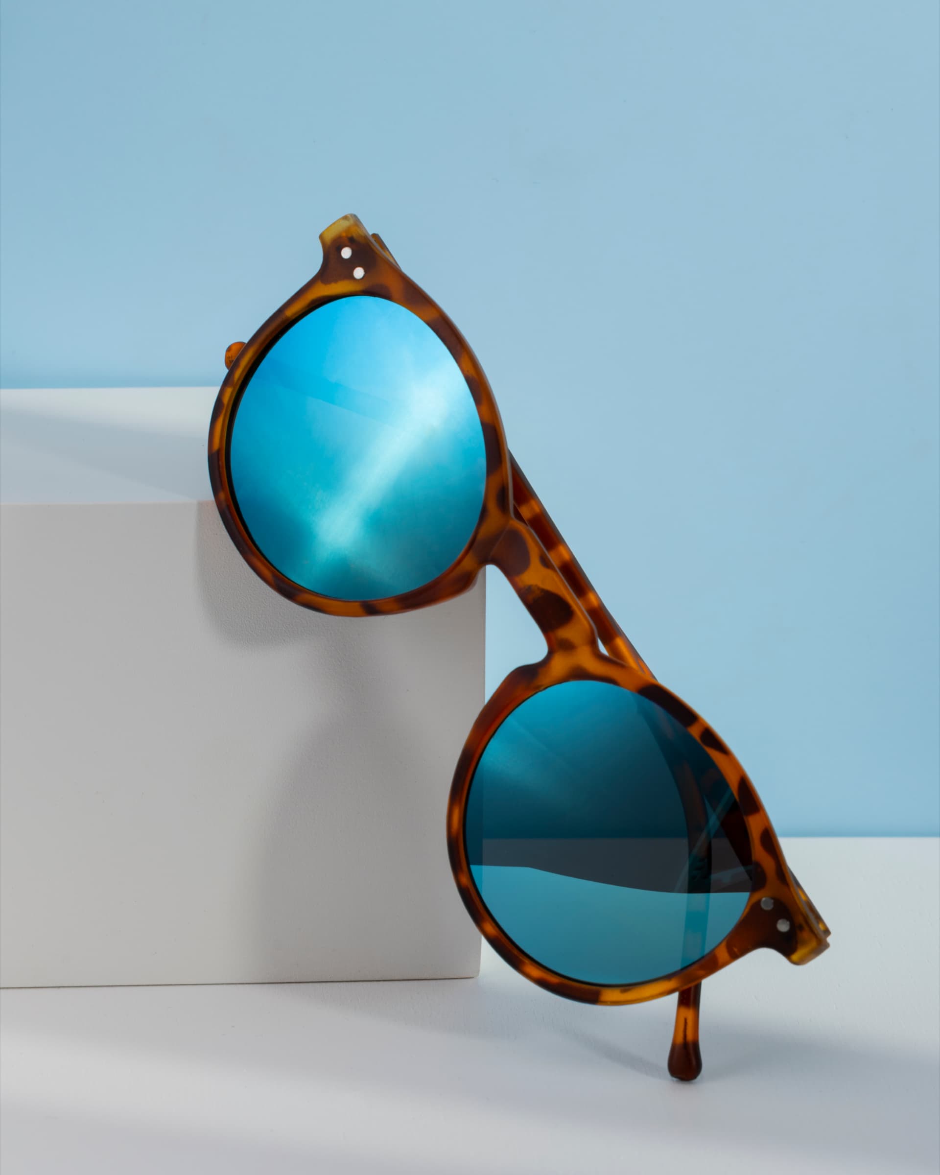 eyeglasses